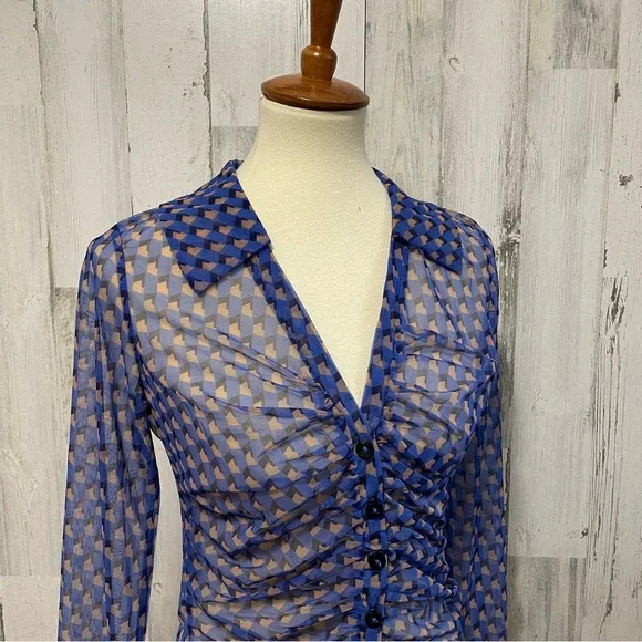 Anthropologie Maeve Sheer Ruched Buttondown Blouse - Picture 6 of 10